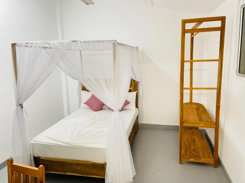 Swiss Kiss Beach Resort Уппувели Экстерьер фото