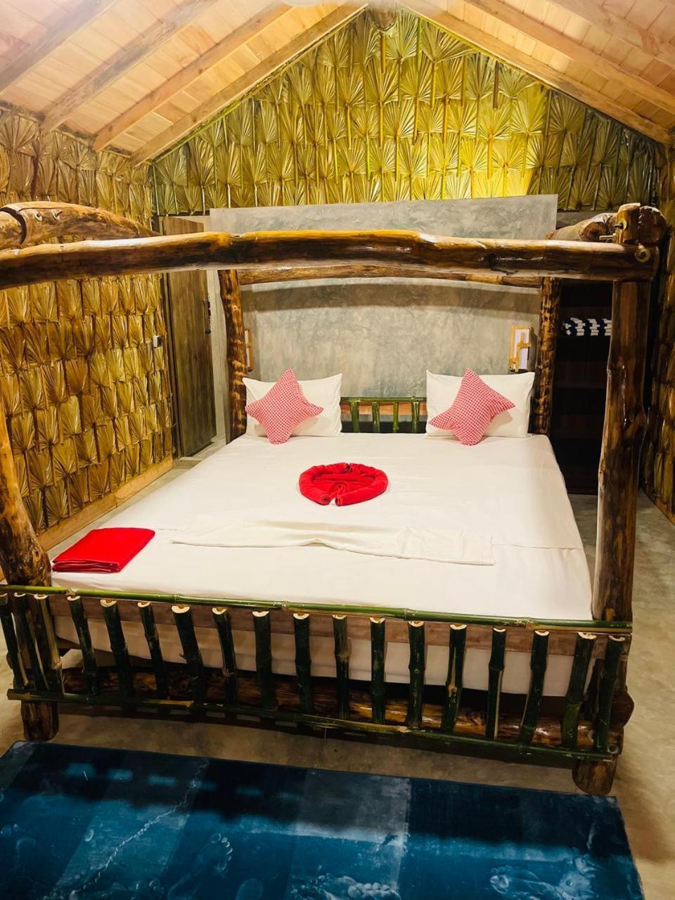 Swiss Kiss Beach Resort Уппувели Экстерьер фото